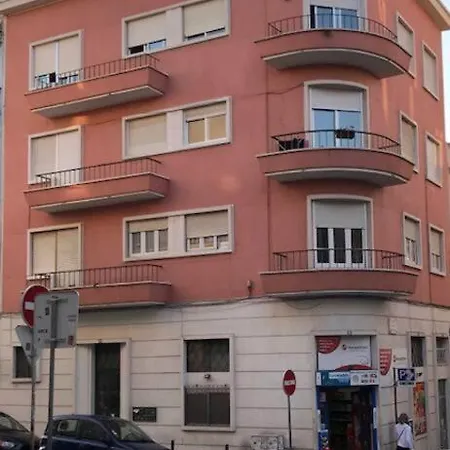 Charming 2 Bedrooms In Arroios - Ssl 2a * Lizbona